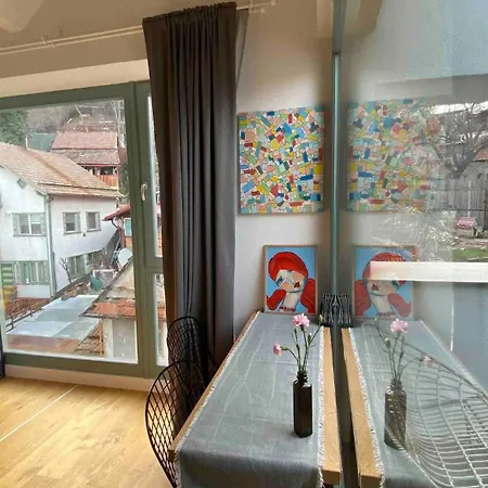 Uptown Monkey 7 Min Walk To Republicii Street *